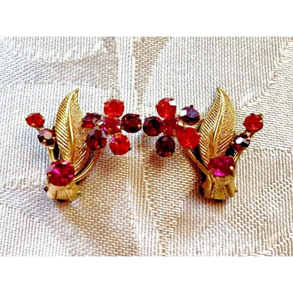 Vintage Austrian Crystal Rhinestone Flower Gold Tone Leaf Earrings Clip on - Picture 6 of 8